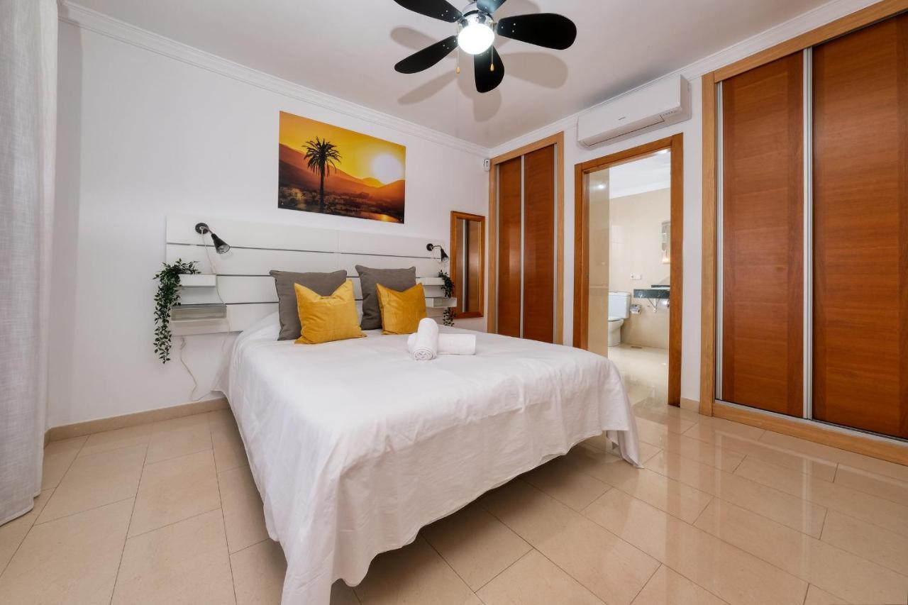 Villa Flavia-Private Pool, Jacuzzi, Sea Views Коста Бланка Экстерьер фото