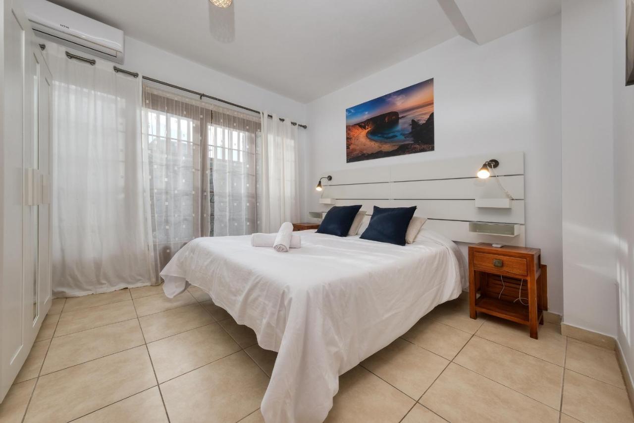 Villa Flavia-Private Pool, Jacuzzi, Sea Views Коста Бланка Экстерьер фото